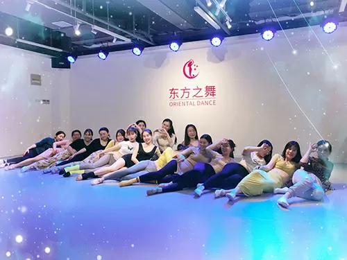 北京舞蹈学院“剑舞”教学成果汇报演出《研剑习舞》